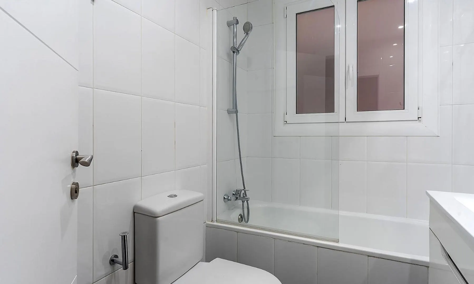 Canela Homes Barcelona Rossello Spain